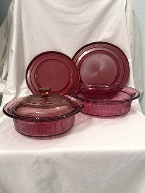 VTG Vision Ware Corning Pyrex 5 Pc Set Cranberry Ribbed Casserole Bakeware